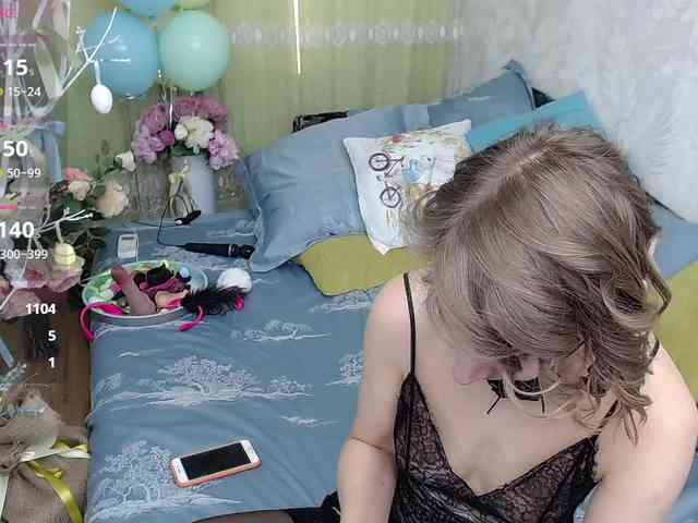 KirstenDesire webcam