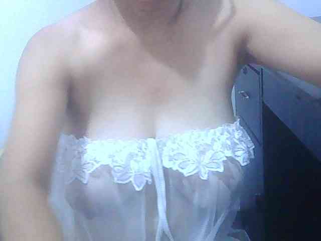 melon2love4u webcam
