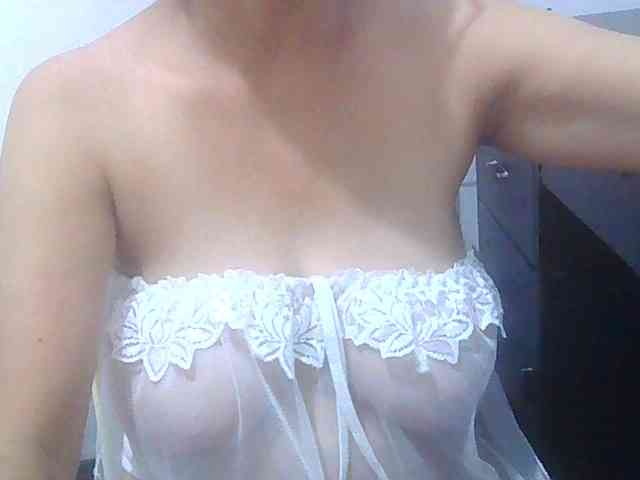 melon2love4u webcam