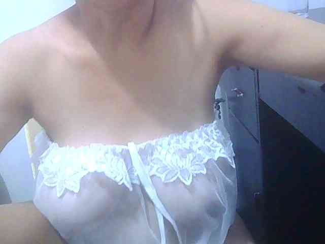 melon2love4u webcam
