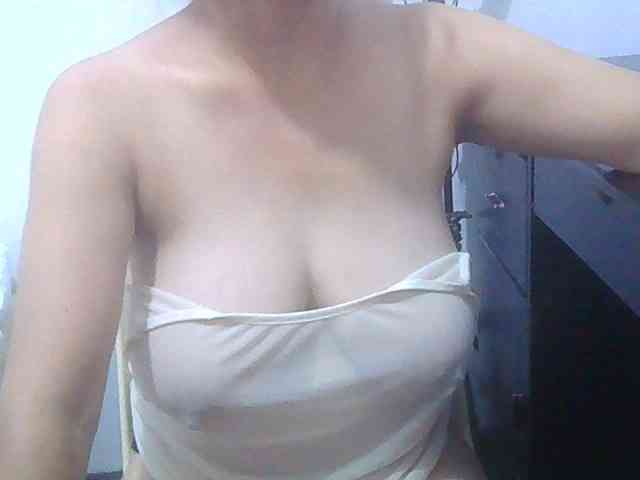 melon2love4u webcam