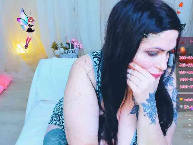 CharlinneSi Live Webcam on BongaCams