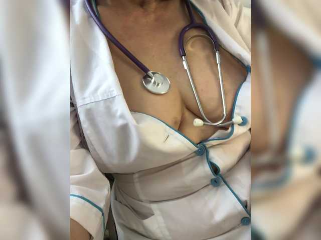 miss-s live sex show