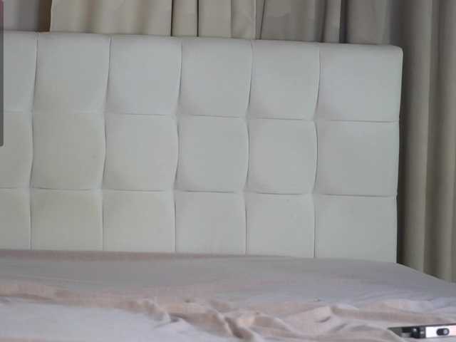 Vikki100500's BongaCams show and profile