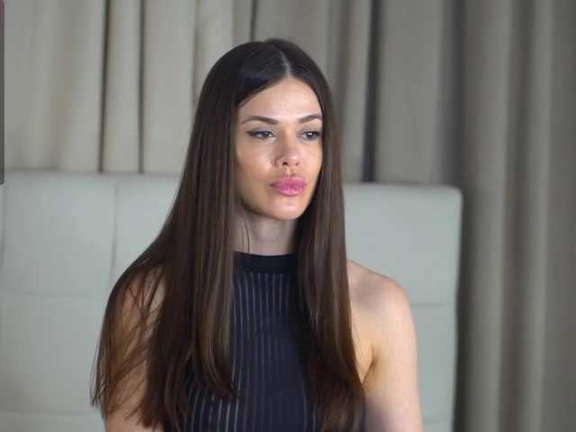 Vikki100500's BongaCams show and profile