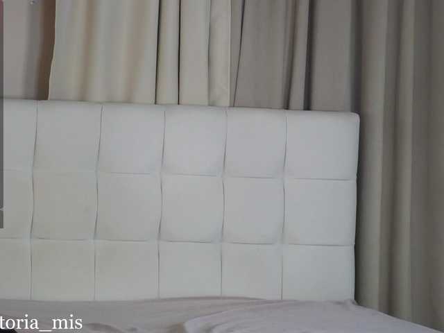 Vikki100500's BongaCams show and profile