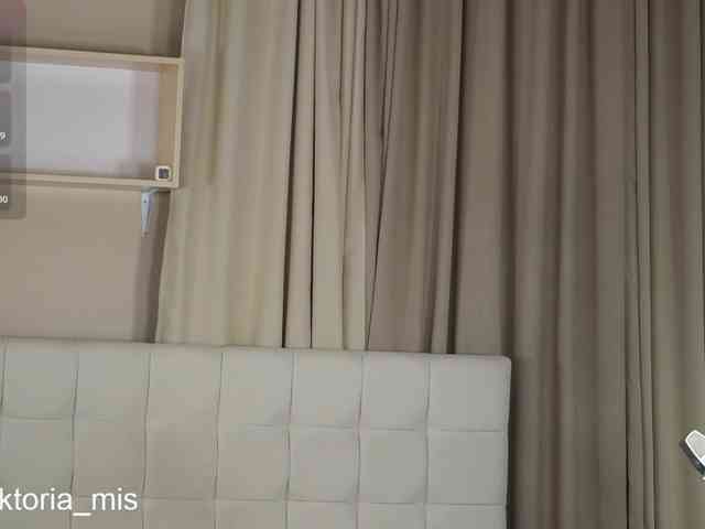 Lady_Viktoria webcam