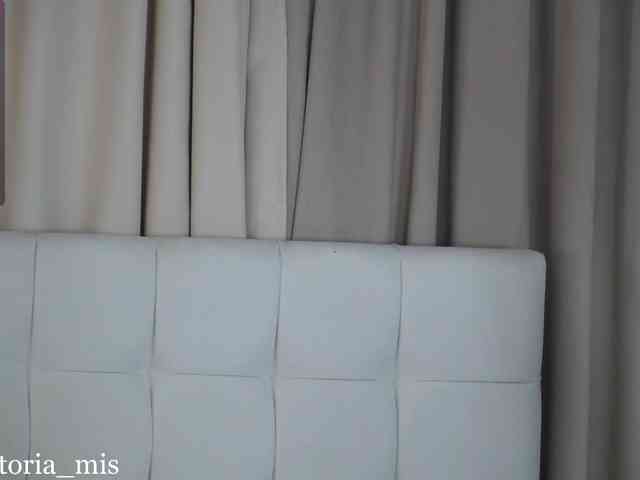 Lady_Viktoria webcam