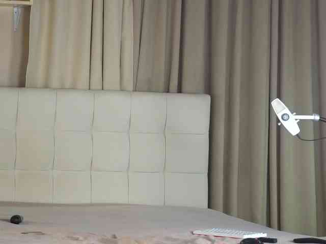 Lady_Viktoria webcam