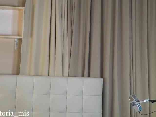 Lady_Viktoria webcam