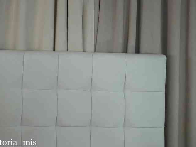 Lady_Viktoria webcam