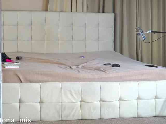 Lady_Viktoria webcam