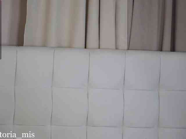 Lady_Viktoria webcam