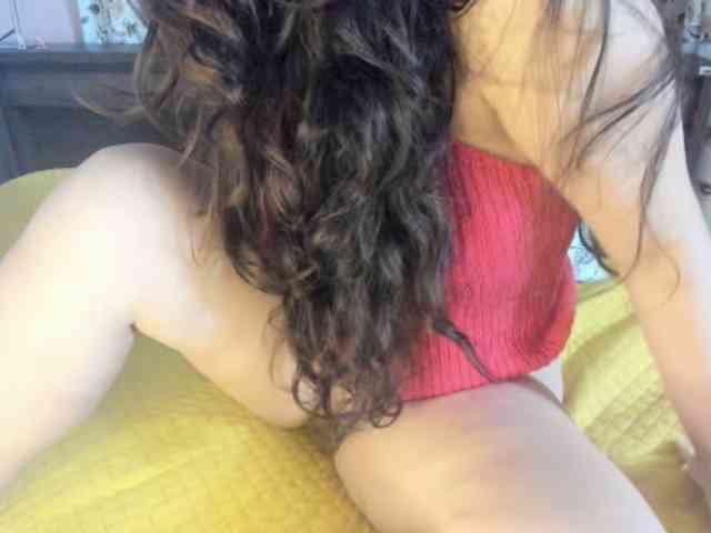 Nudees webcam