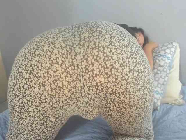 Nudees webcam