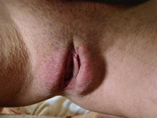 Perri-Shy's BongaCams show and profile