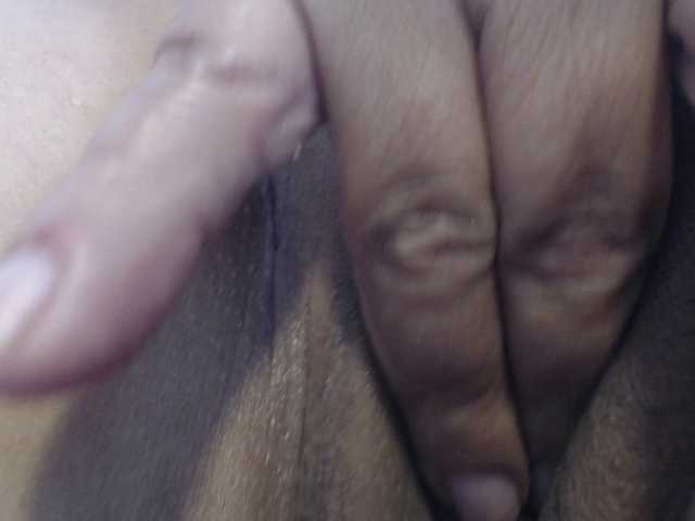 katiehotx's BongaCams show and profile