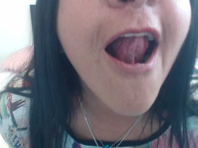 katiehotx's BongaCams show and profile