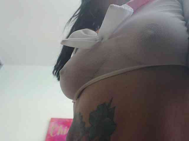 katiehotx webcam
