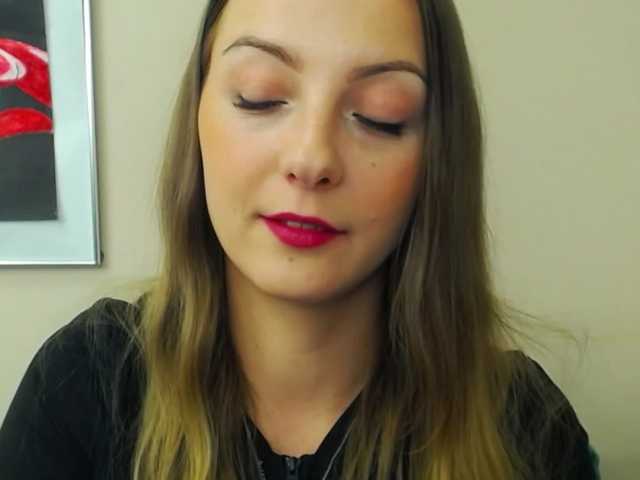 NatalieKiss's BongaCams show and profile