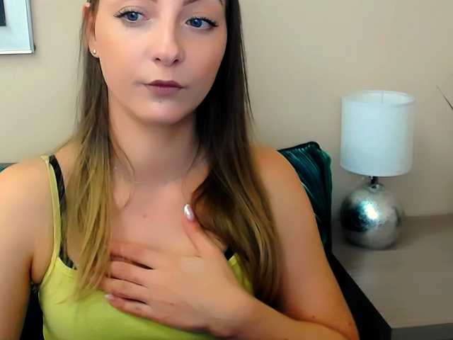 NatalieKiss's BongaCams show and profile