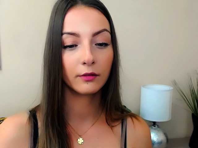 NatalieKiss's BongaCams show and profile