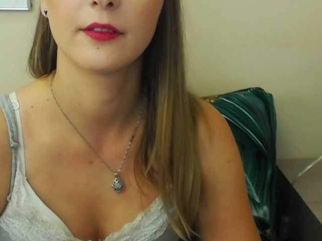 NatalieKiss webcam bongacams model stream image