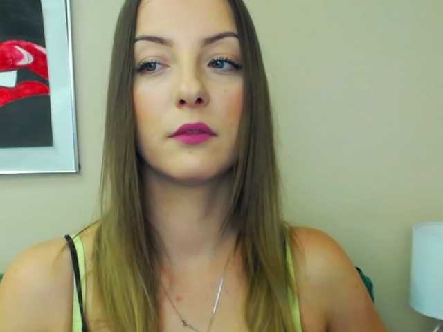 nataliekiss cam belle