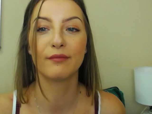 NatalieKiss's BongaCams show and profile