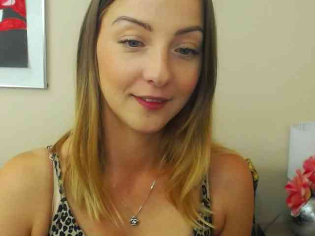 NatalieKiss webcam