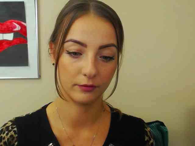 NatalieKiss webcam