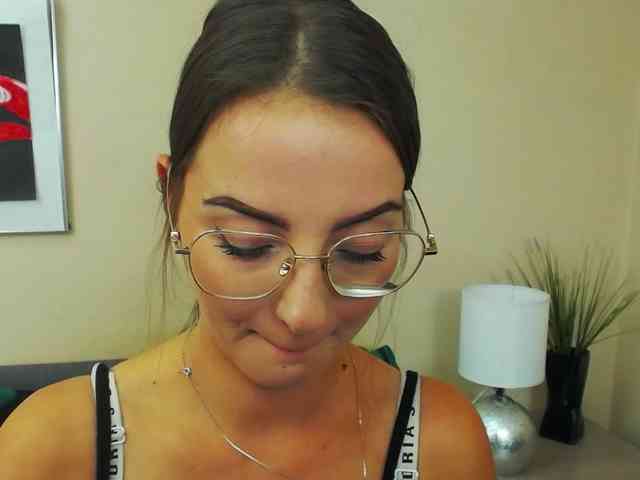 NatalieKiss webcam