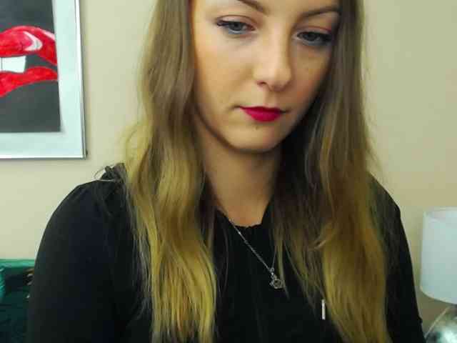 NatalieKiss webcam