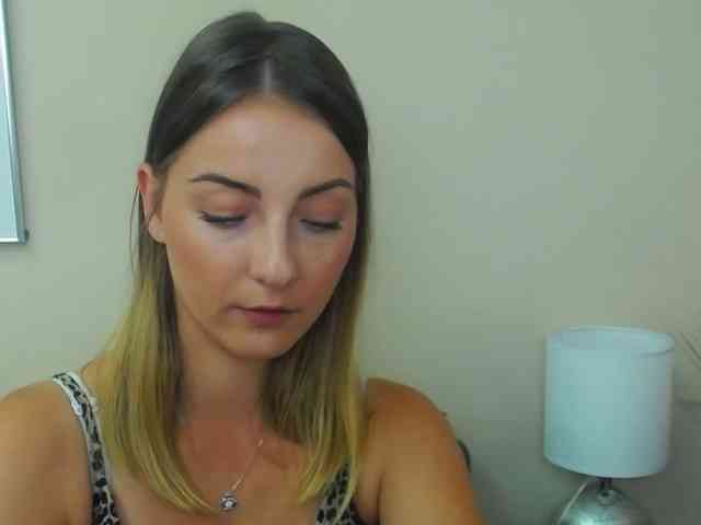 NatalieKiss webcam