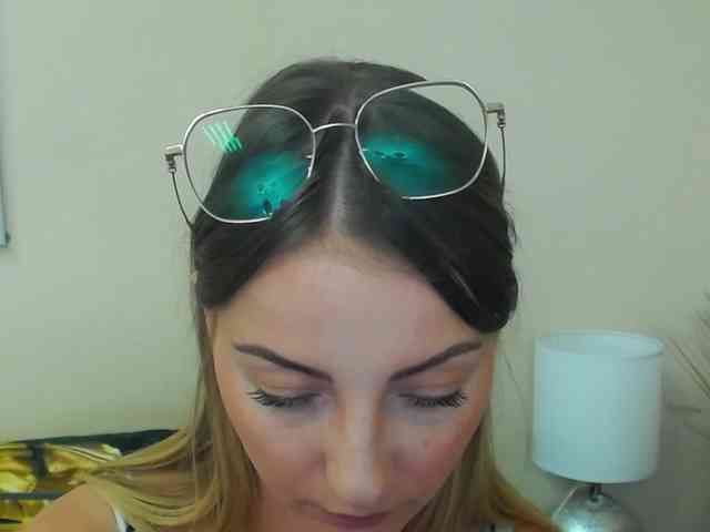 NatalieKiss webcam