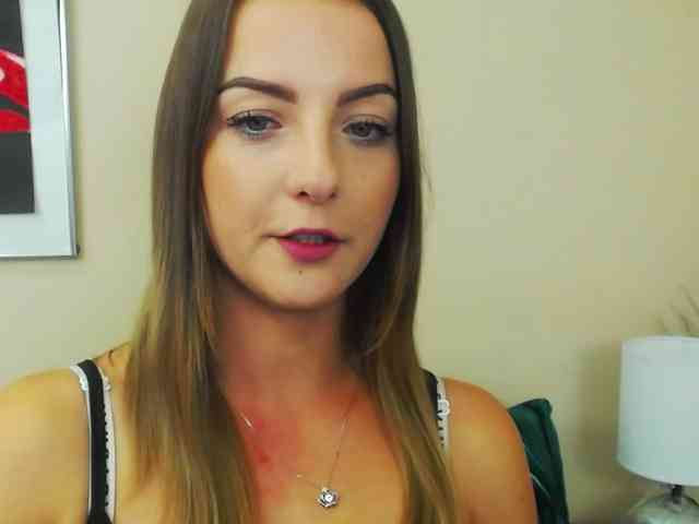 NatalieKiss webcam