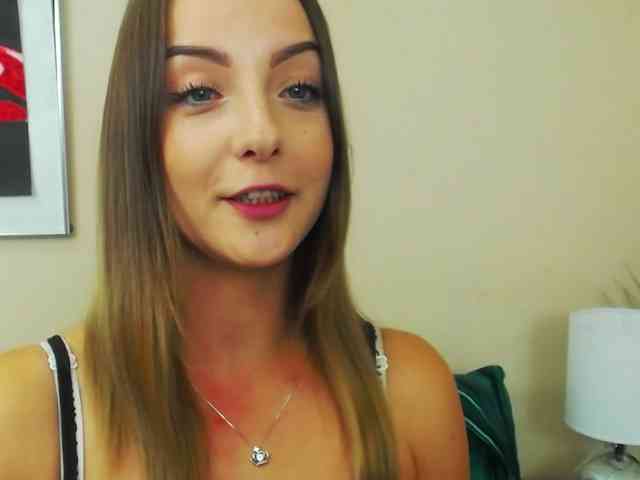 NatalieKiss webcam