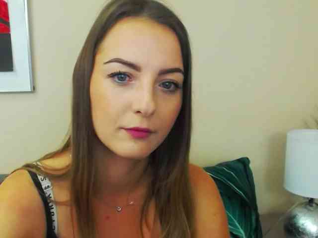 NatalieKiss webcam
