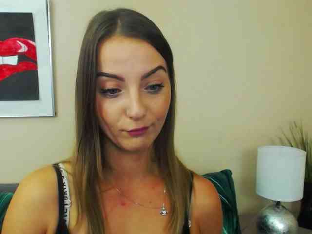 NatalieKiss webcam