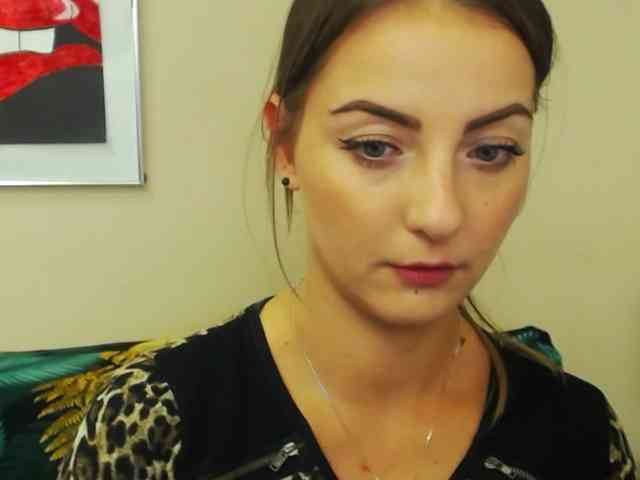 NatalieKiss webcam