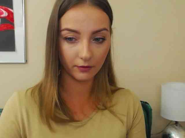NatalieKiss webcam