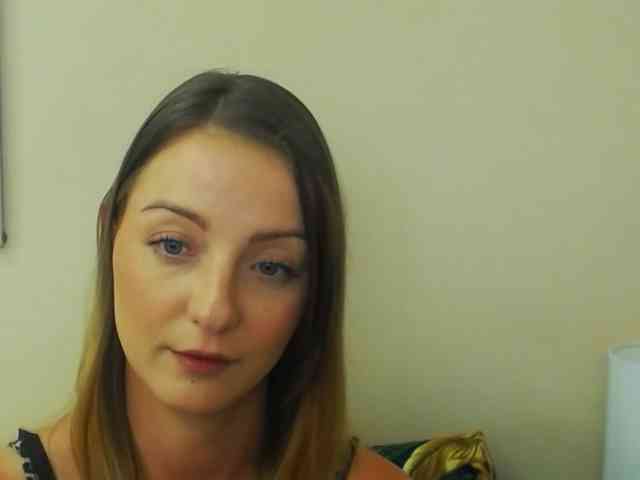 NatalieKiss webcam