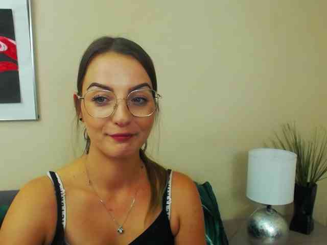 NatalieKiss webcam