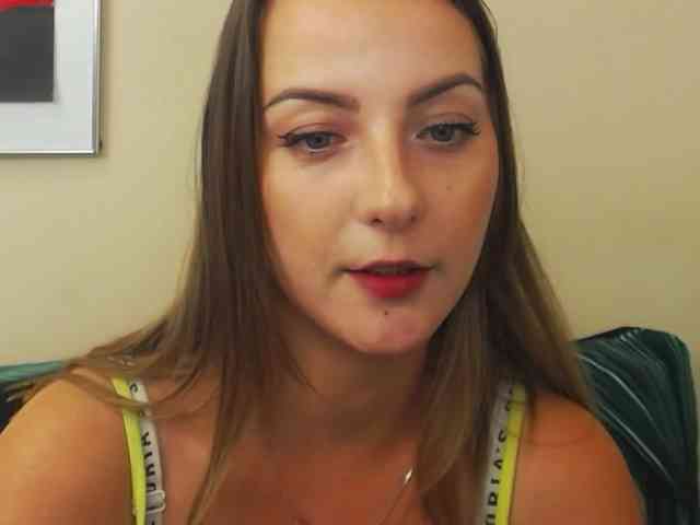 NatalieKiss webcam