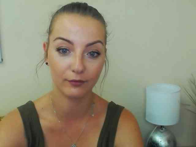 NatalieKiss webcam