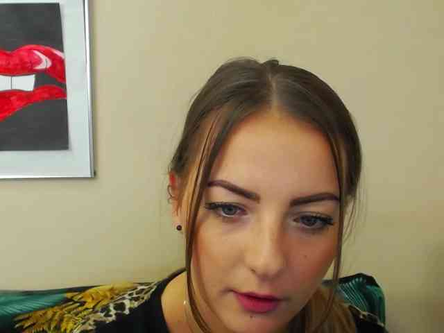 NatalieKiss webcam
