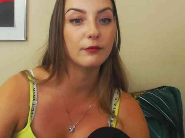 NatalieKiss webcam