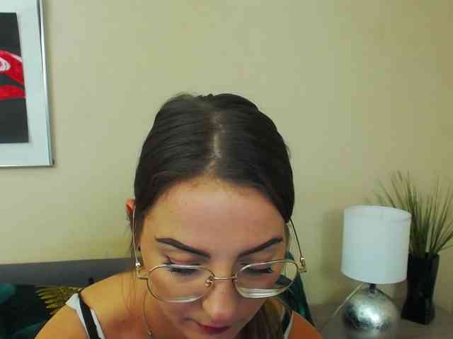 NatalieKiss webcam