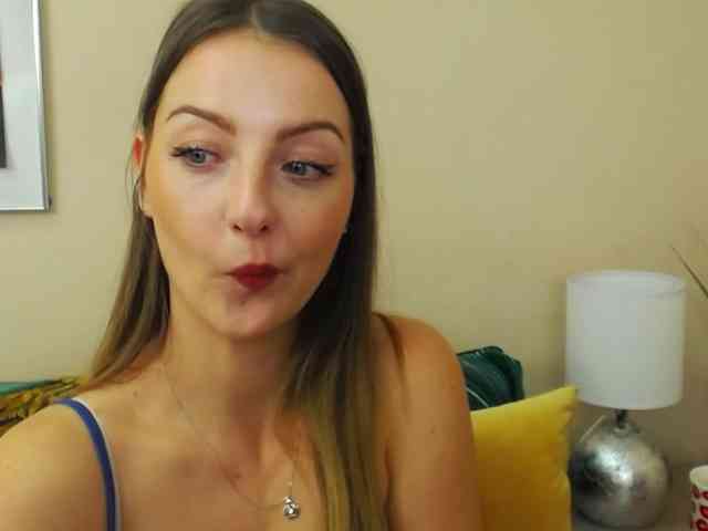 NatalieKiss webcam