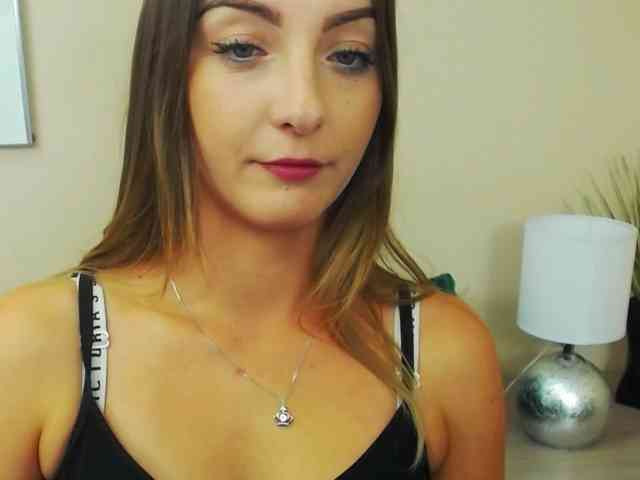 NatalieKiss webcam
